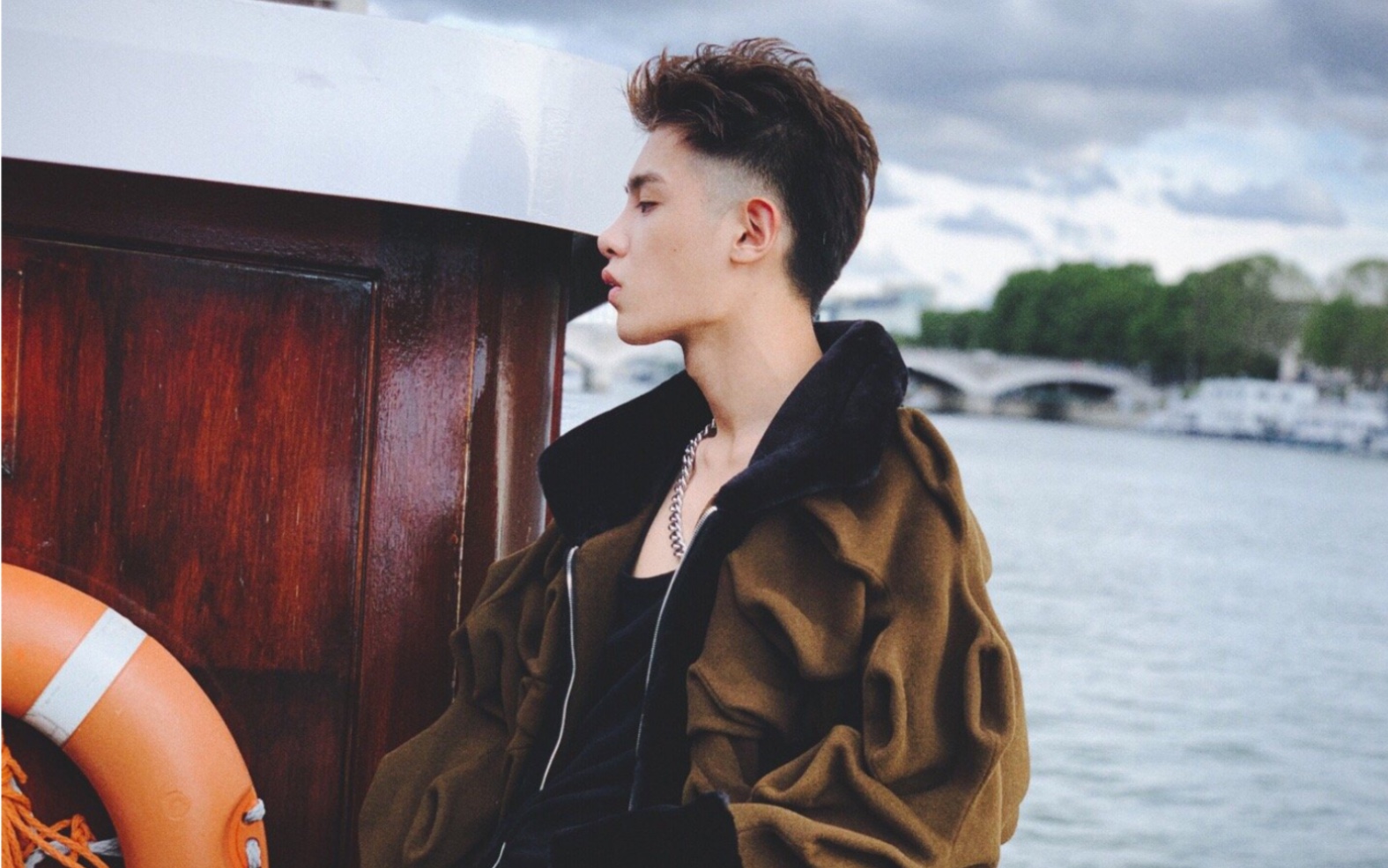 【黄明昊18岁生贺/燃向踩点/纯盐超a】我的宝贝终将加冕为王