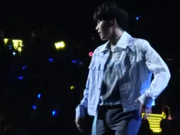 Video herunterladen: 【240331 KCON香港】成韩彬 《Energetic》屁股直拍