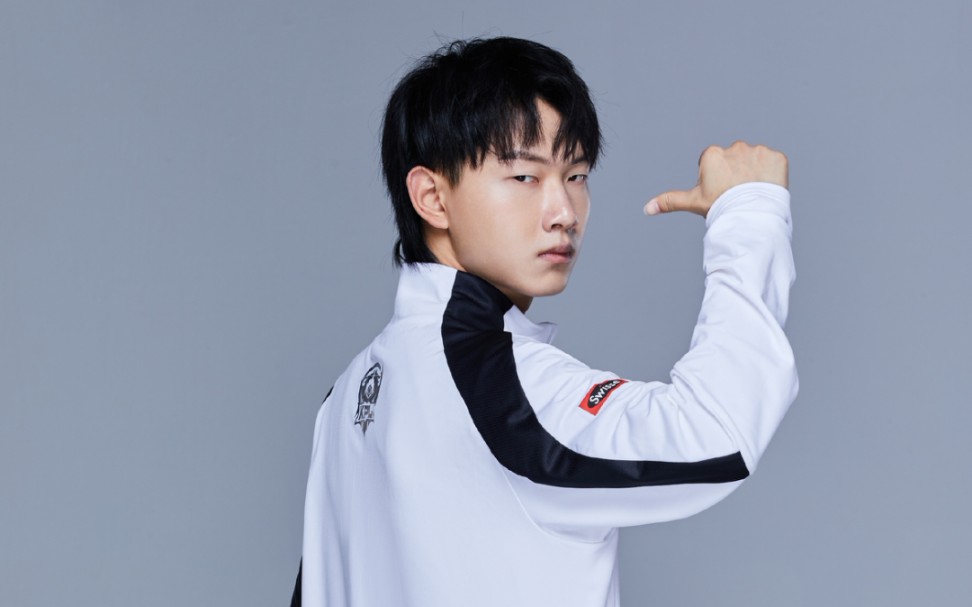 【飞牛/fly】0221牛总巅峰赛撞车易瞳,战神吕布龙团关键输出