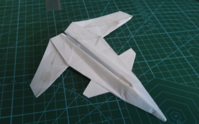 原创后置前掠翼仿真纸飞机,可飞行