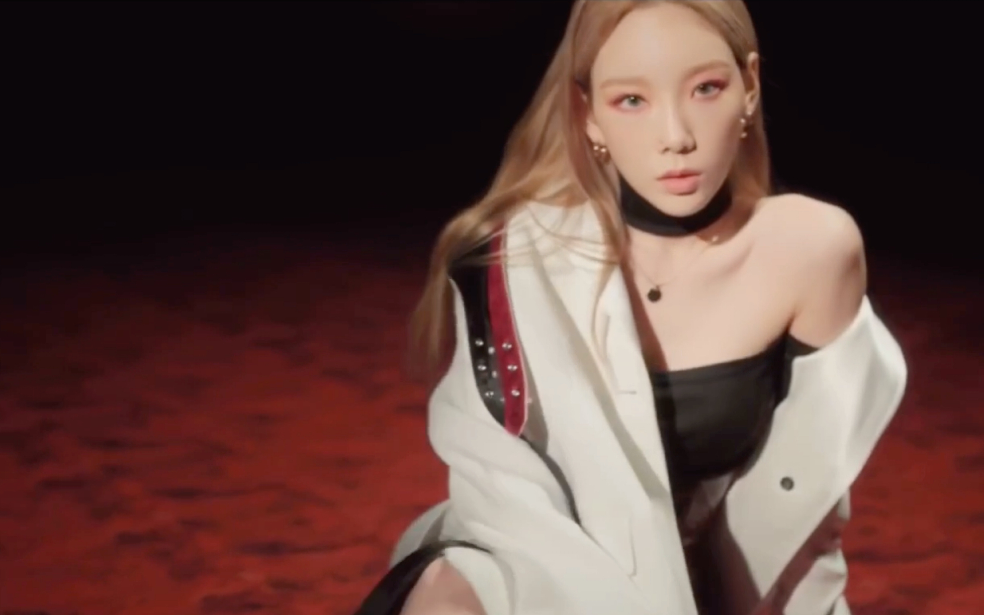 taeyeon 泰妍 火花(spark)mv_哔哩哔哩 (゜-゜)つロ 干杯~-bilibili