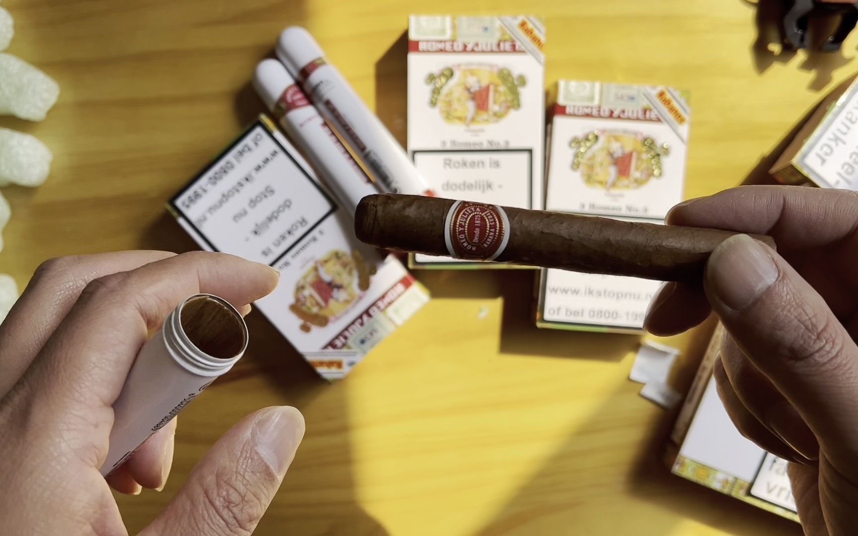 【雪茄新手入门】荷兰行货开箱,传说很湿,是真的吗?