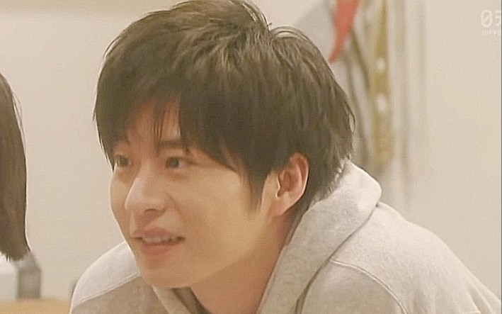 翔太笑起来真的好像小孩子呀( 00000207 66 090002