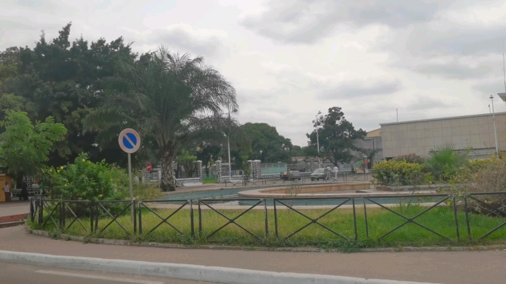 非洲生活vlog第2集刚果布首都布拉柴维尔市中心