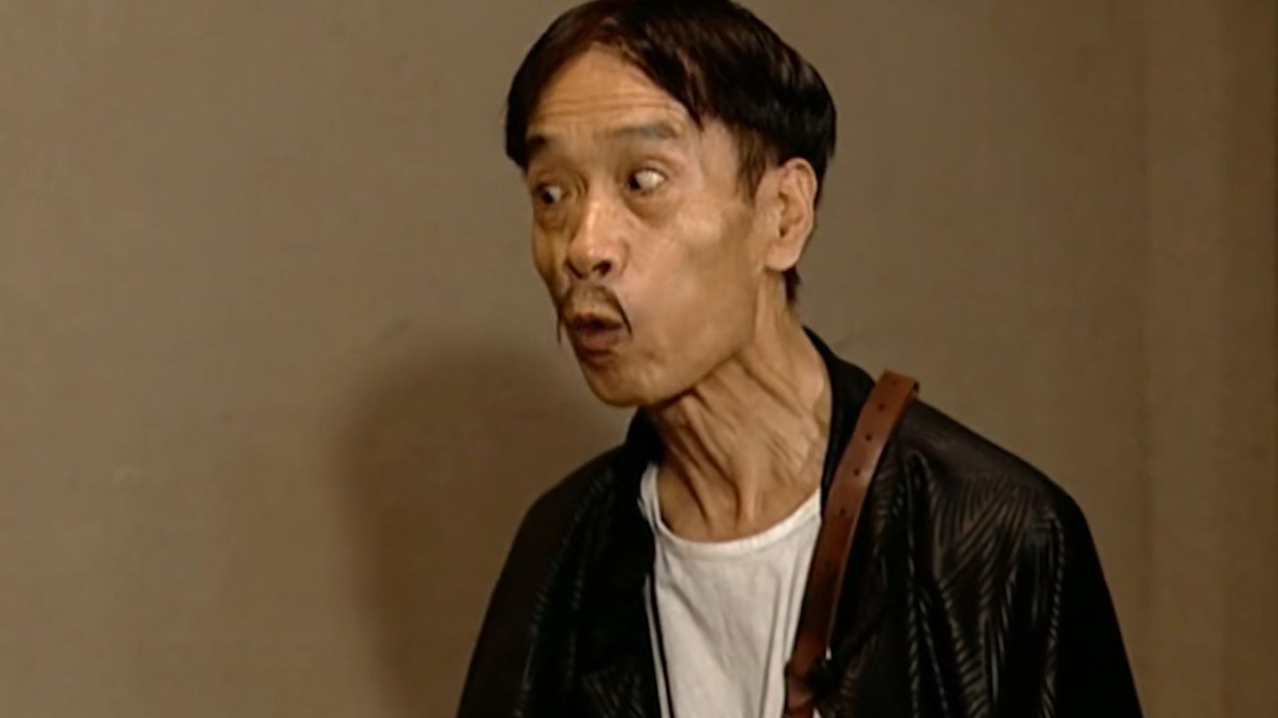 野尻太君就是想给你几个大嘴巴,三宾的给