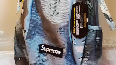 Supreme Backpack 'Blue Chocolate Chip Camo