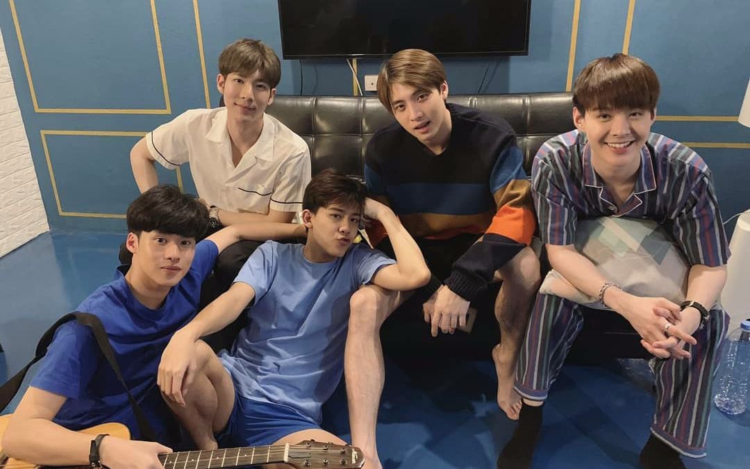 高颜值限定男团kissboysth(mean saint peak jo tonnam)的逗比日常