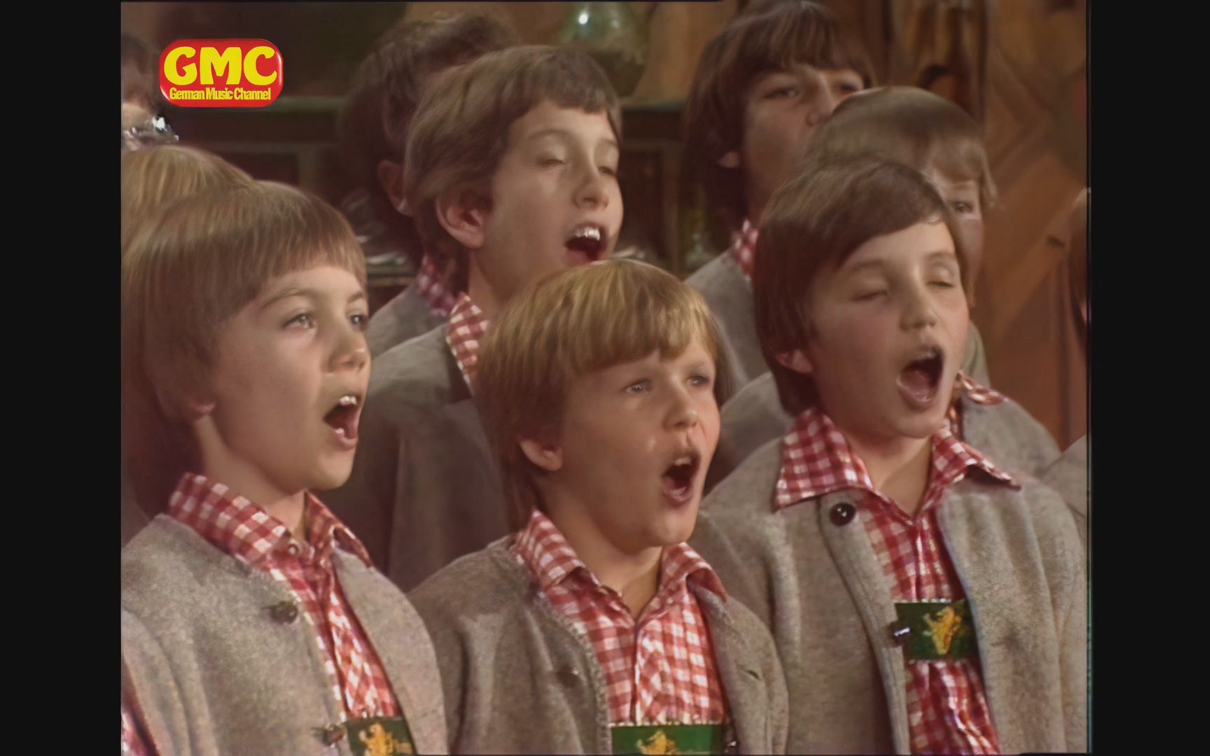 [图]【自制修复】Tölzer Knabenchor 特尔茨少年合唱团 Schneewalzer 雪花圆舞曲 1984