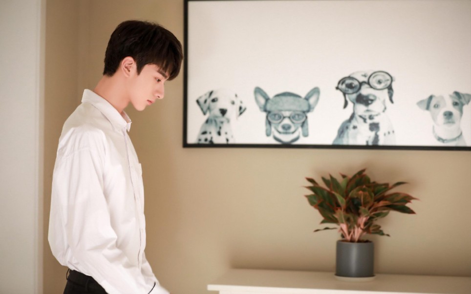 【小时光】林一哥哥超级无敌帅的跳舞视频 期待更多的吻戏呀呀呀