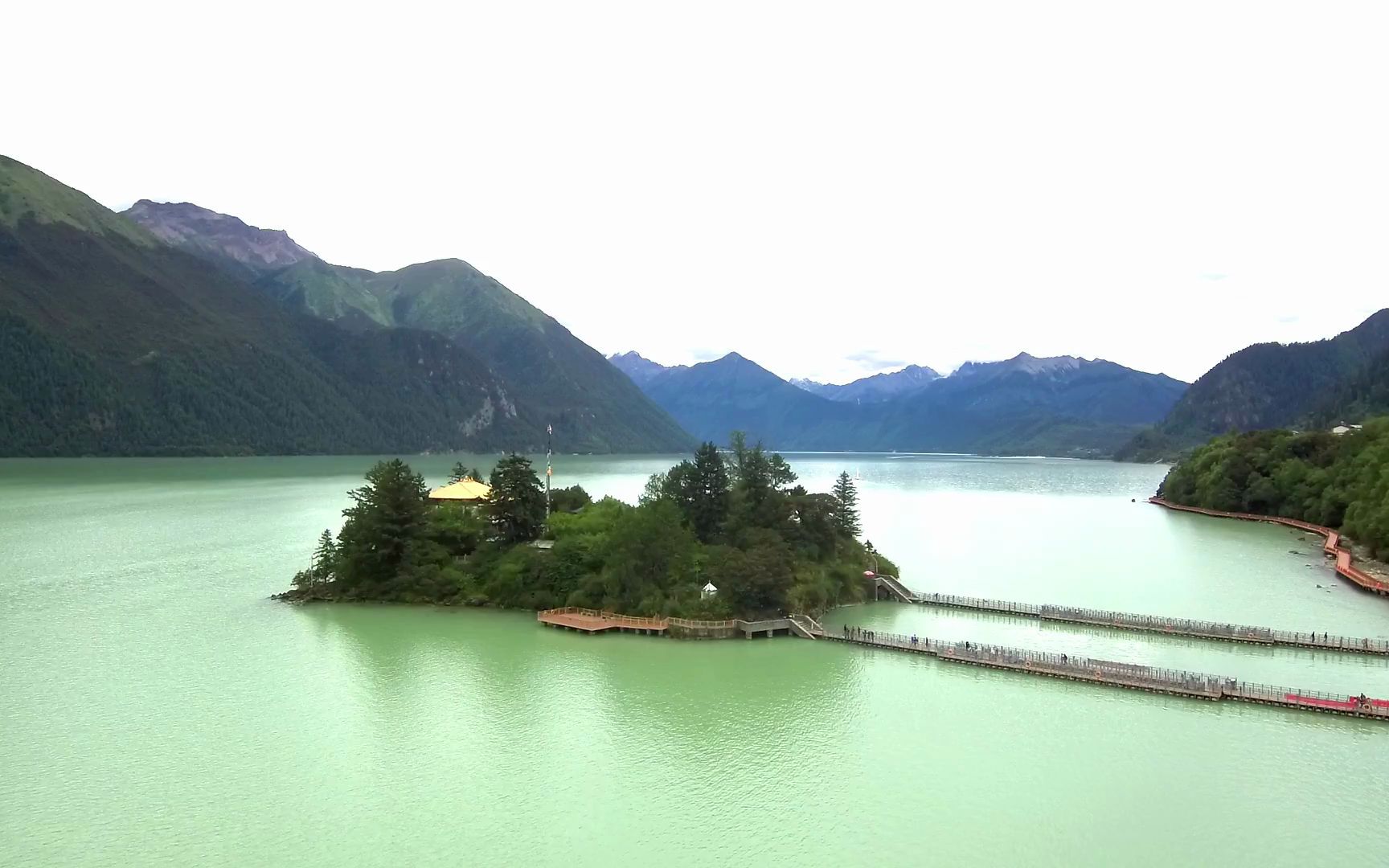 林芝一处秘境湖泊,西藏唯一自然类5a景区--巴松措