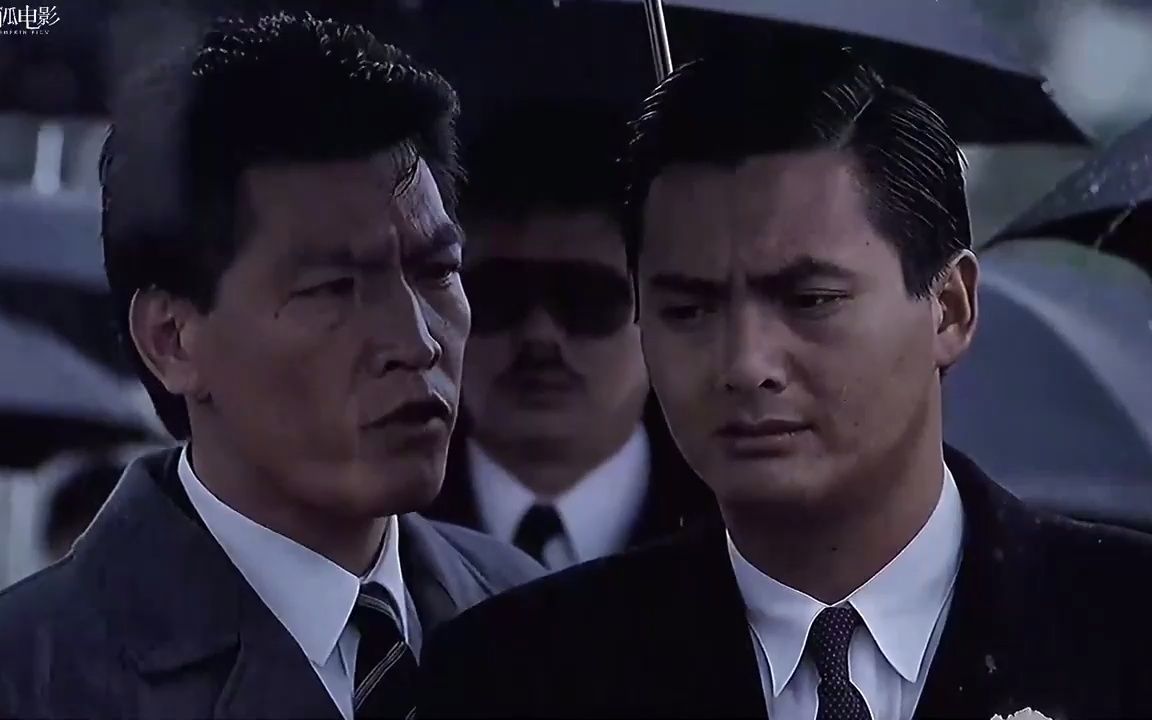 影视评论-江湖:万梓良演技最炸裂的一幕,一手遮天霸气十足,此后再无