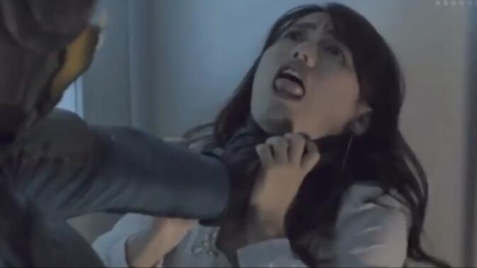 giga女战士被掐死