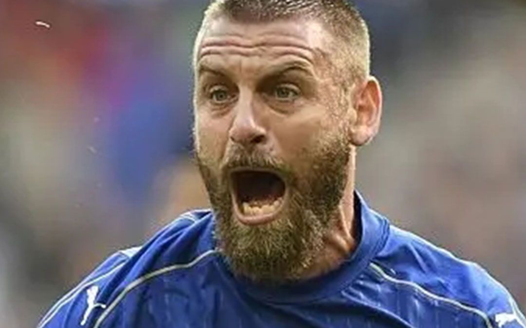 最后时刻换后卫德罗西拒绝热身上场没再重演