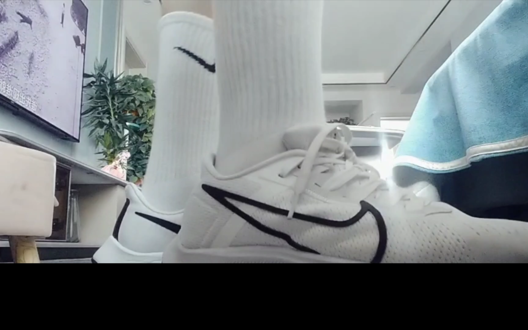 穷鞋史一镜到底