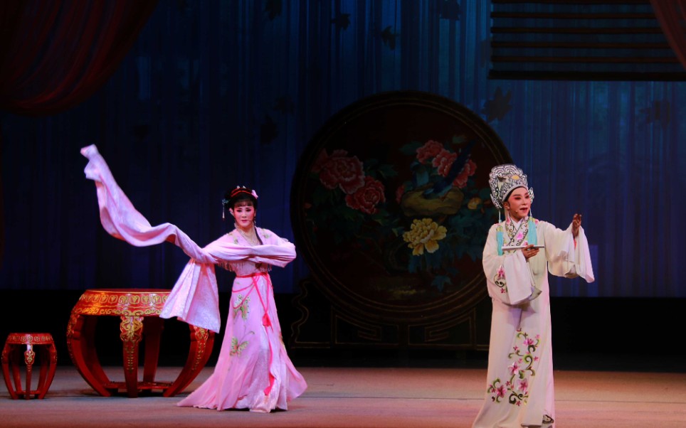 【绍百】吴凤花《梁祝·楼台会》"那一日钱塘道上送你归"唱段_哔哩