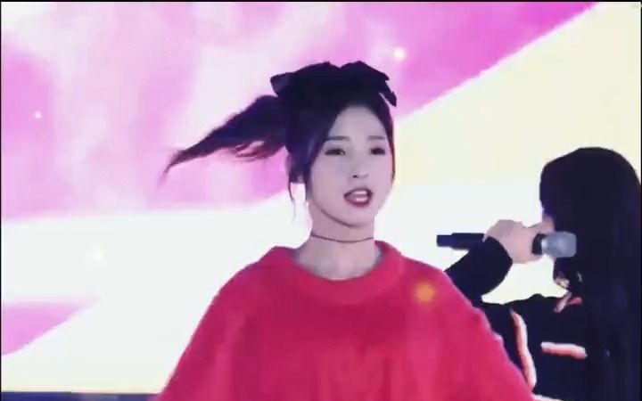 [图]黄静美伤感情歌DJ版《你流相思泪我饮忘情水》韩国美女劲歌热舞