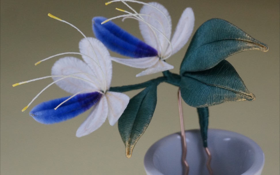 [蚕丝绒花]蓝蝴蝶花