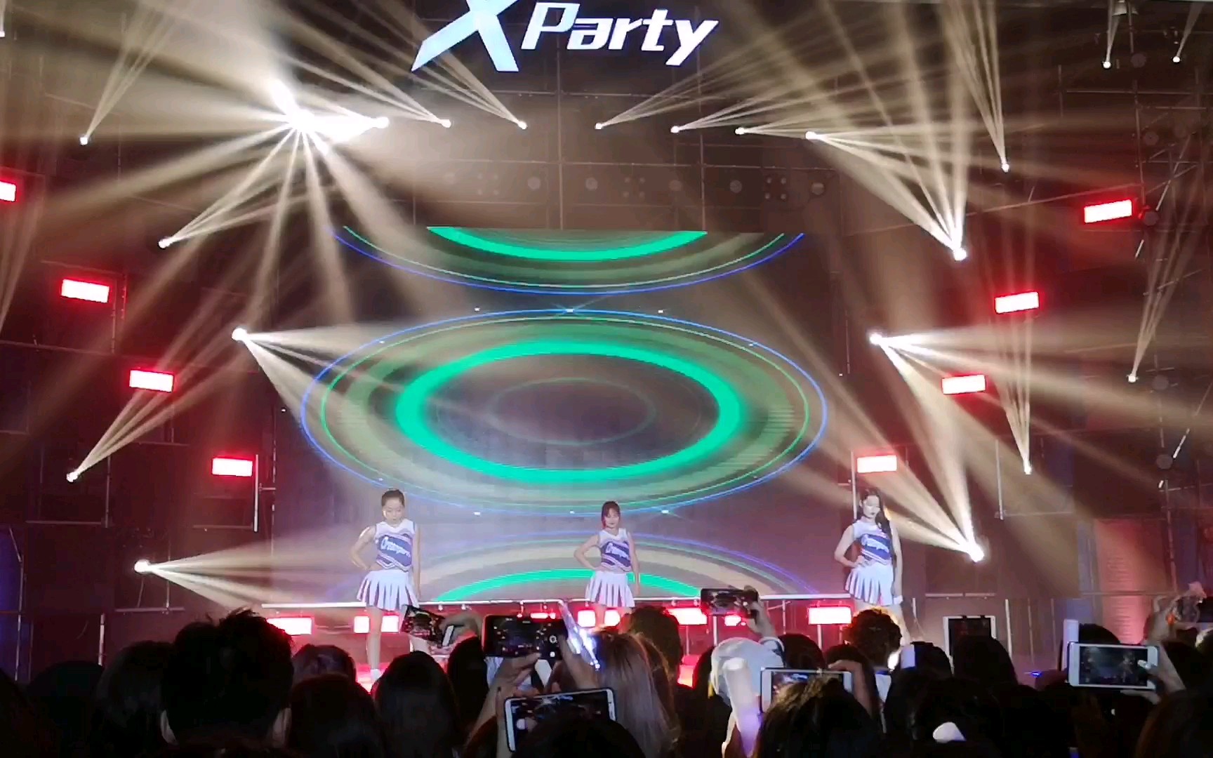 明日之子蔡威泽张洢豪天津粉丝见面会小姐姐热舞98k