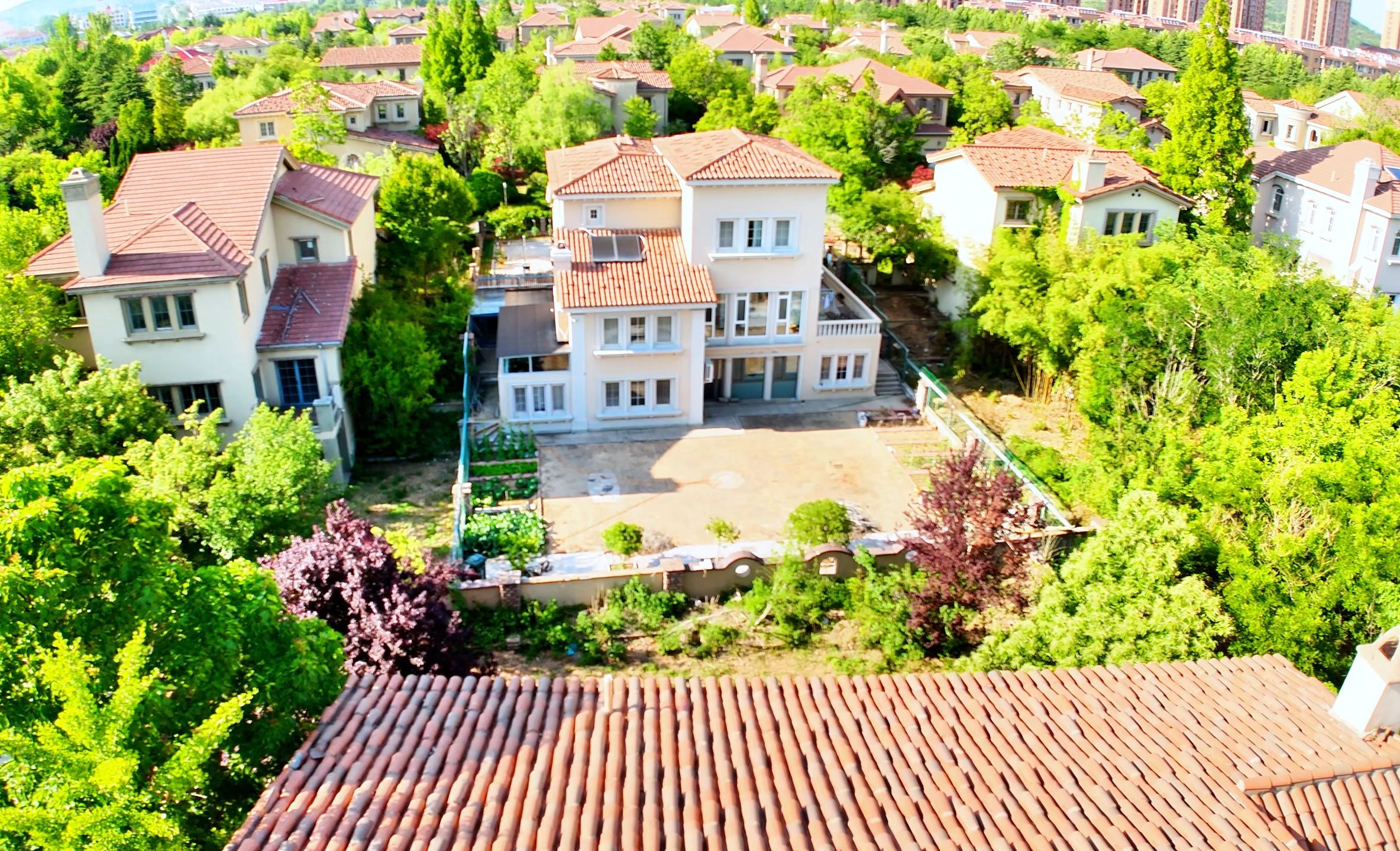 家家户户1000平大院上下3层住着舒服 #海拾探房 #青岛独栋别墅 #青岛