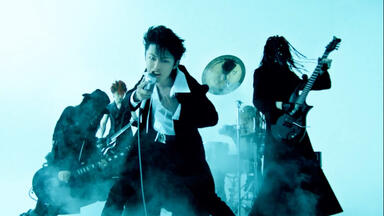 ★the GazettE/LIVE TOUR 12-13【DIVISION】 Crunchyroll: Watch Popular Anime, Play Games & Shop Online