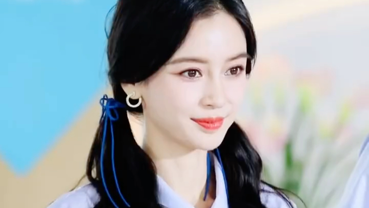 angelababy卷发双马尾#angelababy双低马尾真的很女主既视感了!