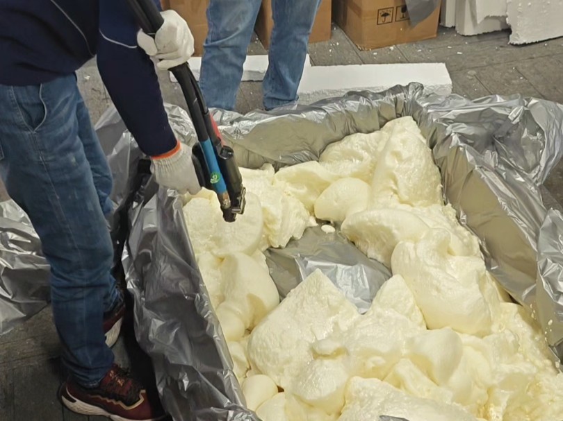 玻璃胶批发在建筑行业的应用与趋势探索