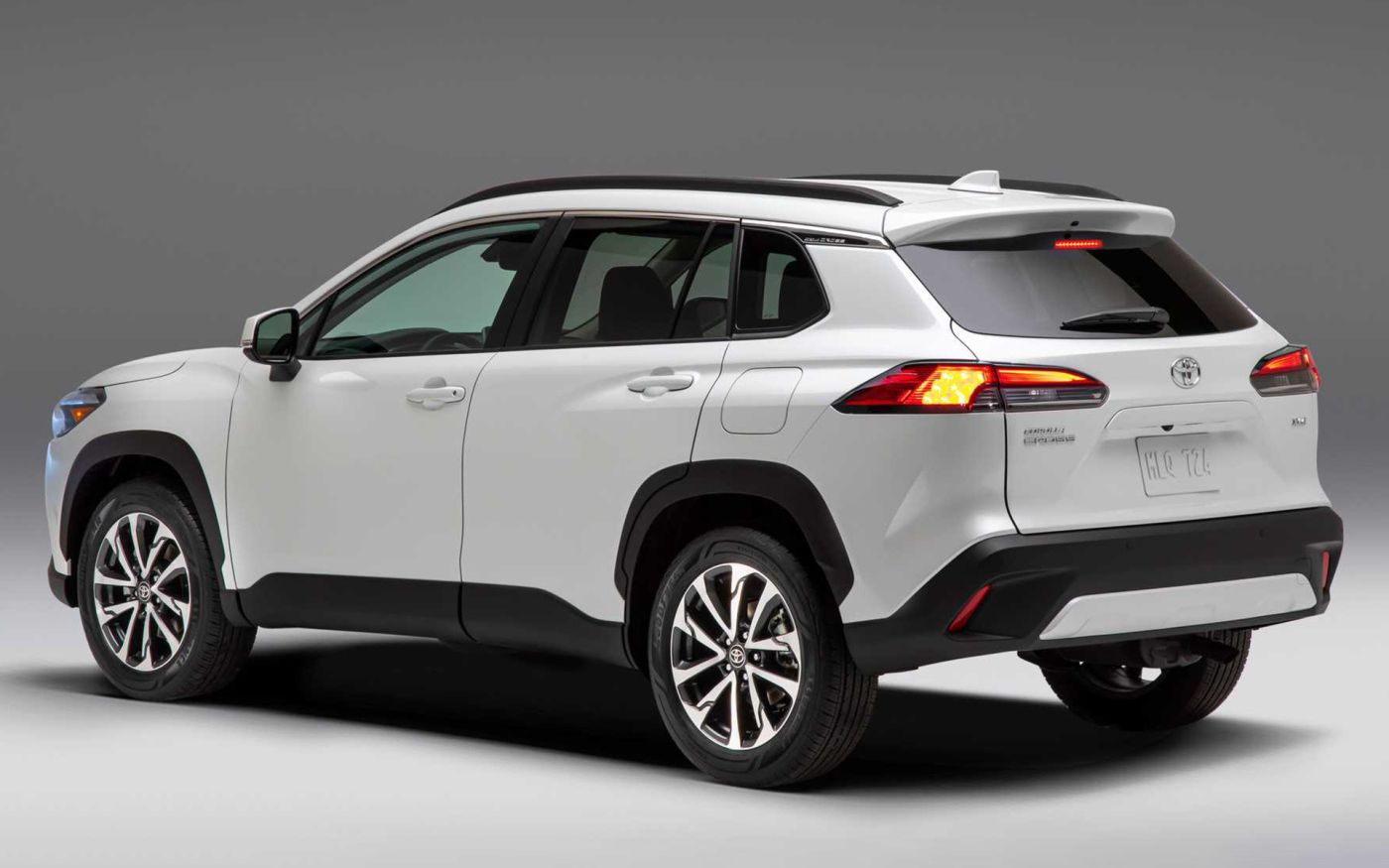 活动  期待好车丨2022款丰田卡罗拉cross