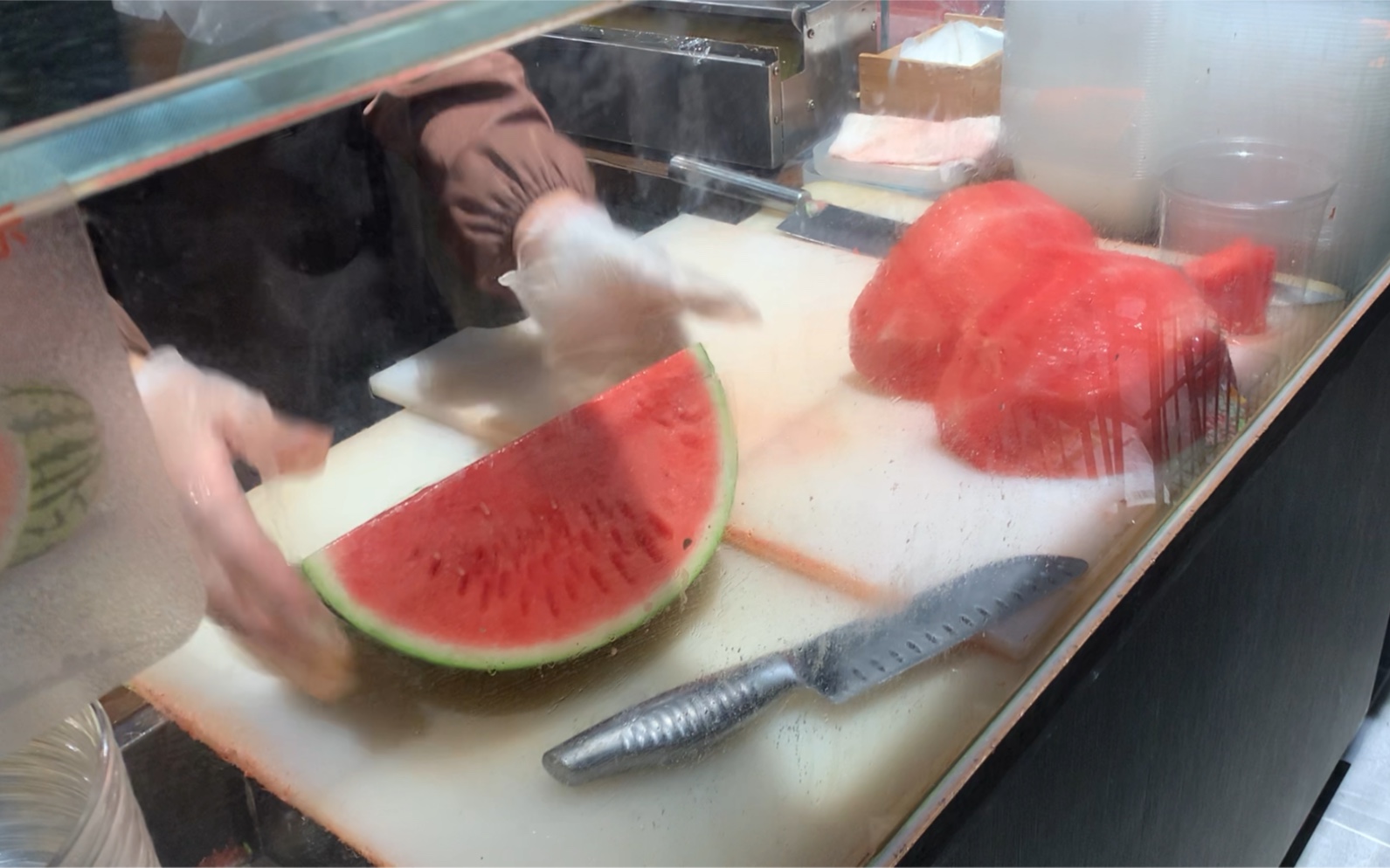 胖东来切西瓜流程