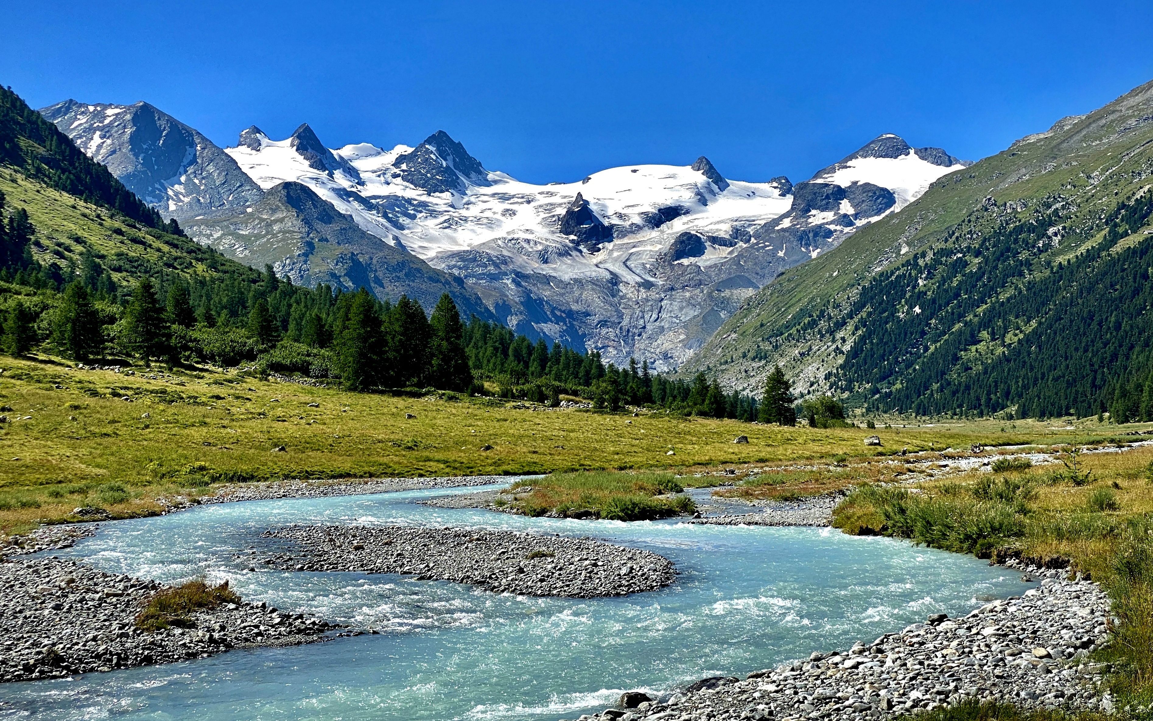 瑞士valroseg山谷风景