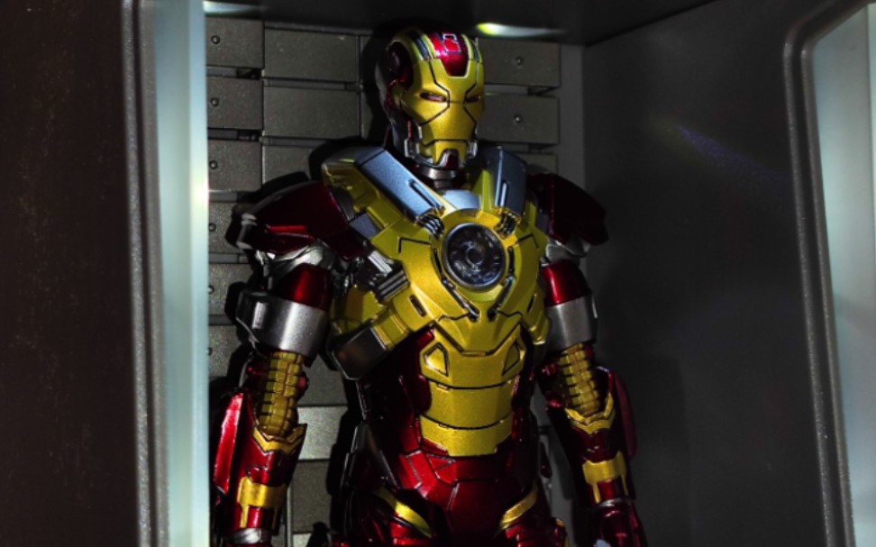 中动 漫威系列 钢铁侠mk17碎心者开盒