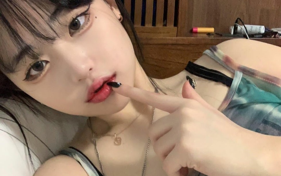 张娜英150张图集来了艾特你的好兄弟来看看