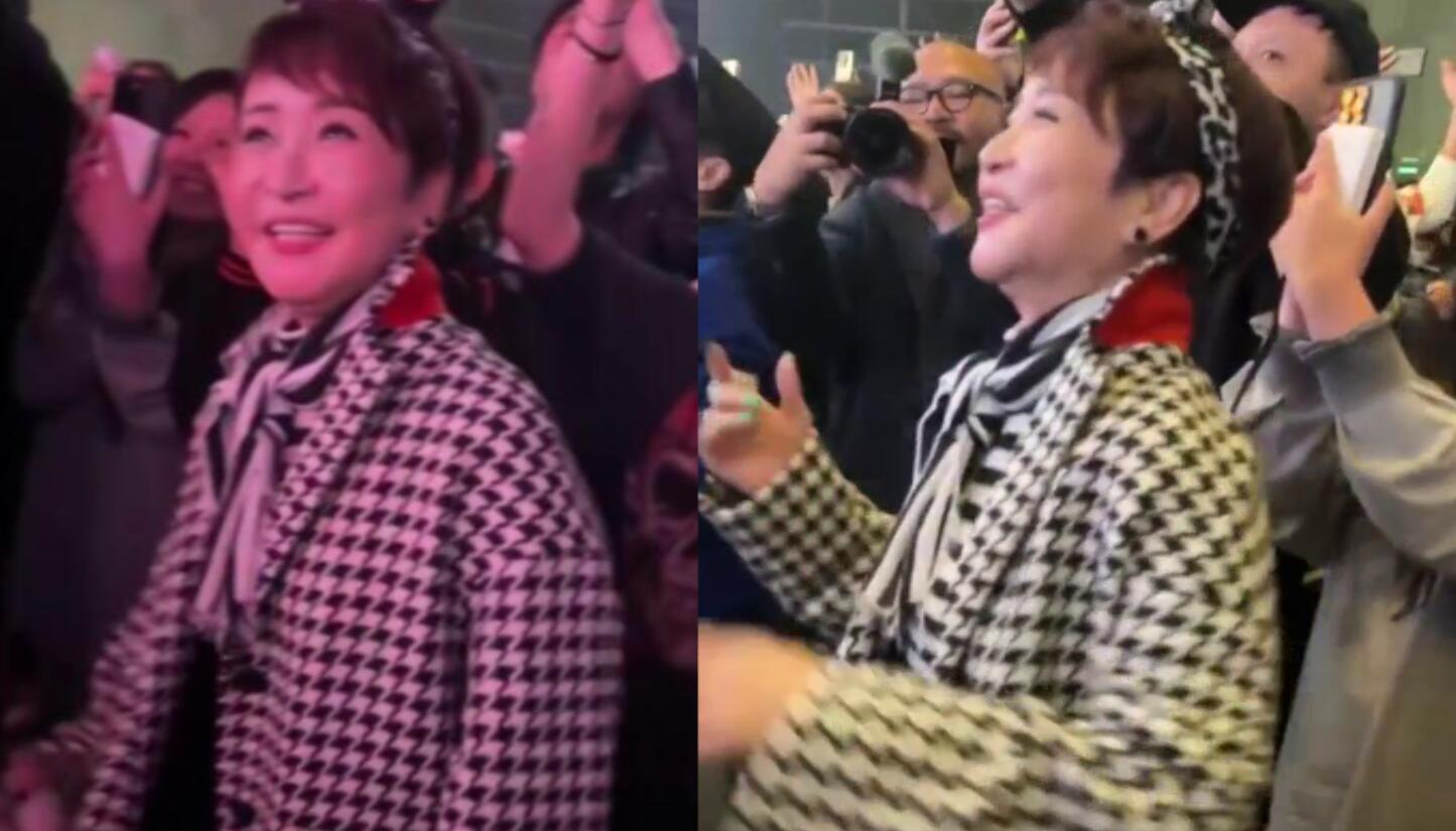 谢霆锋妈妈近况,72岁狄波拉看儿子音乐会,在台下摇摆开心鼓掌