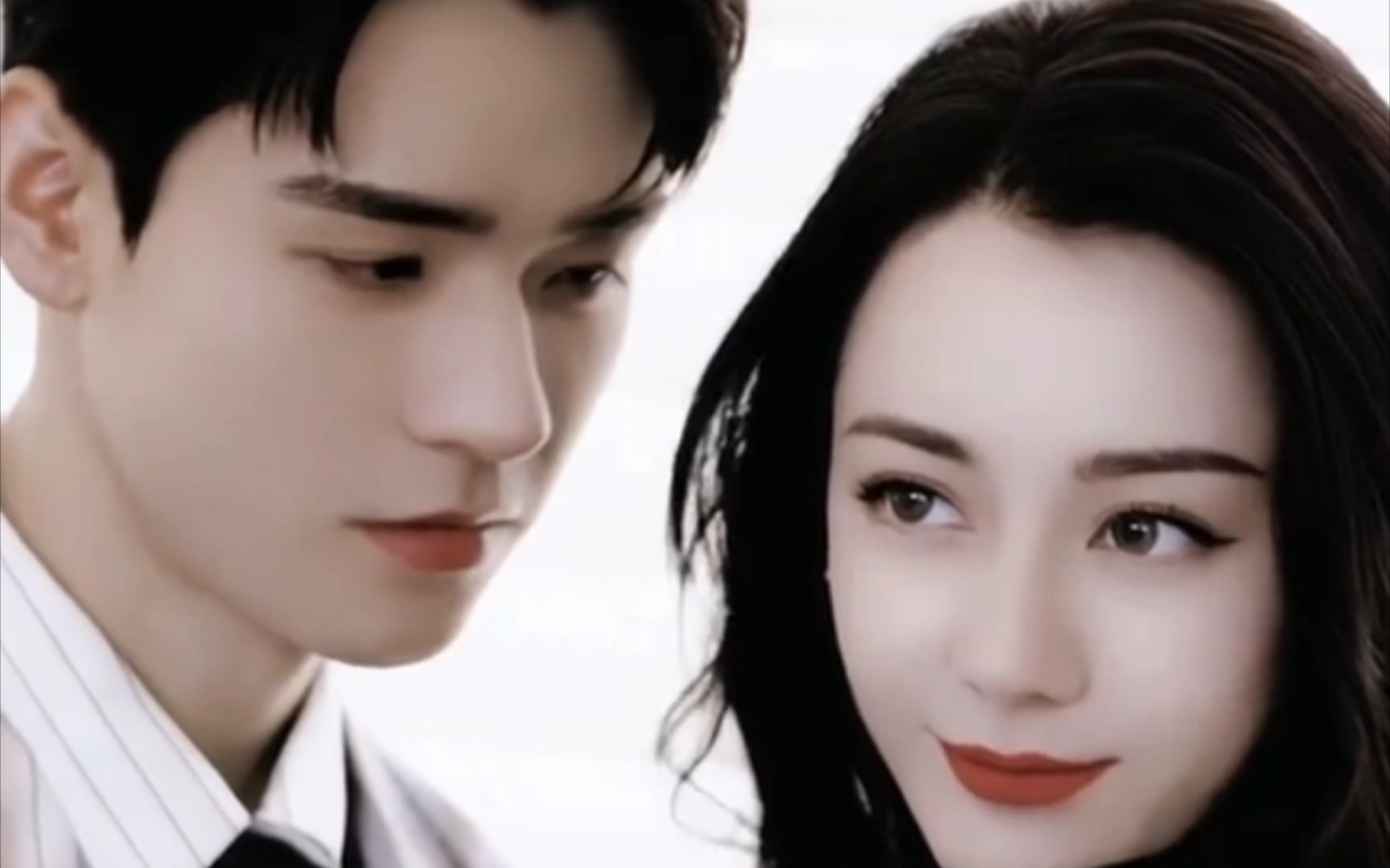 含情脉脉地对视,然后咽口水,这是我该看的吗