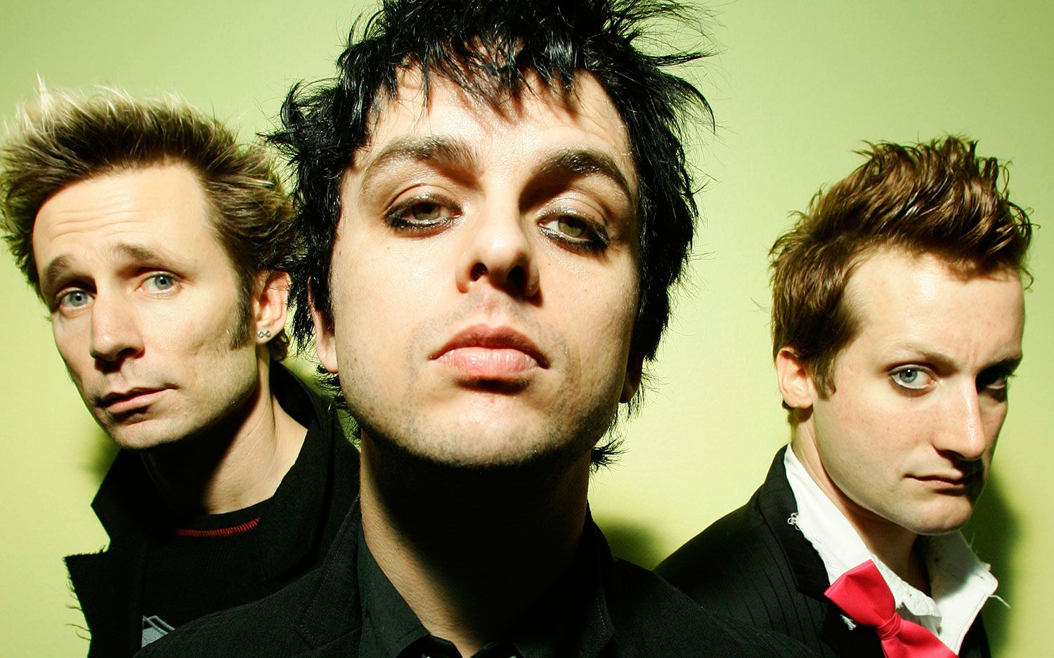 中文字幕rigrundowngreenday乐队巡演设备billiejoearmstrongmike