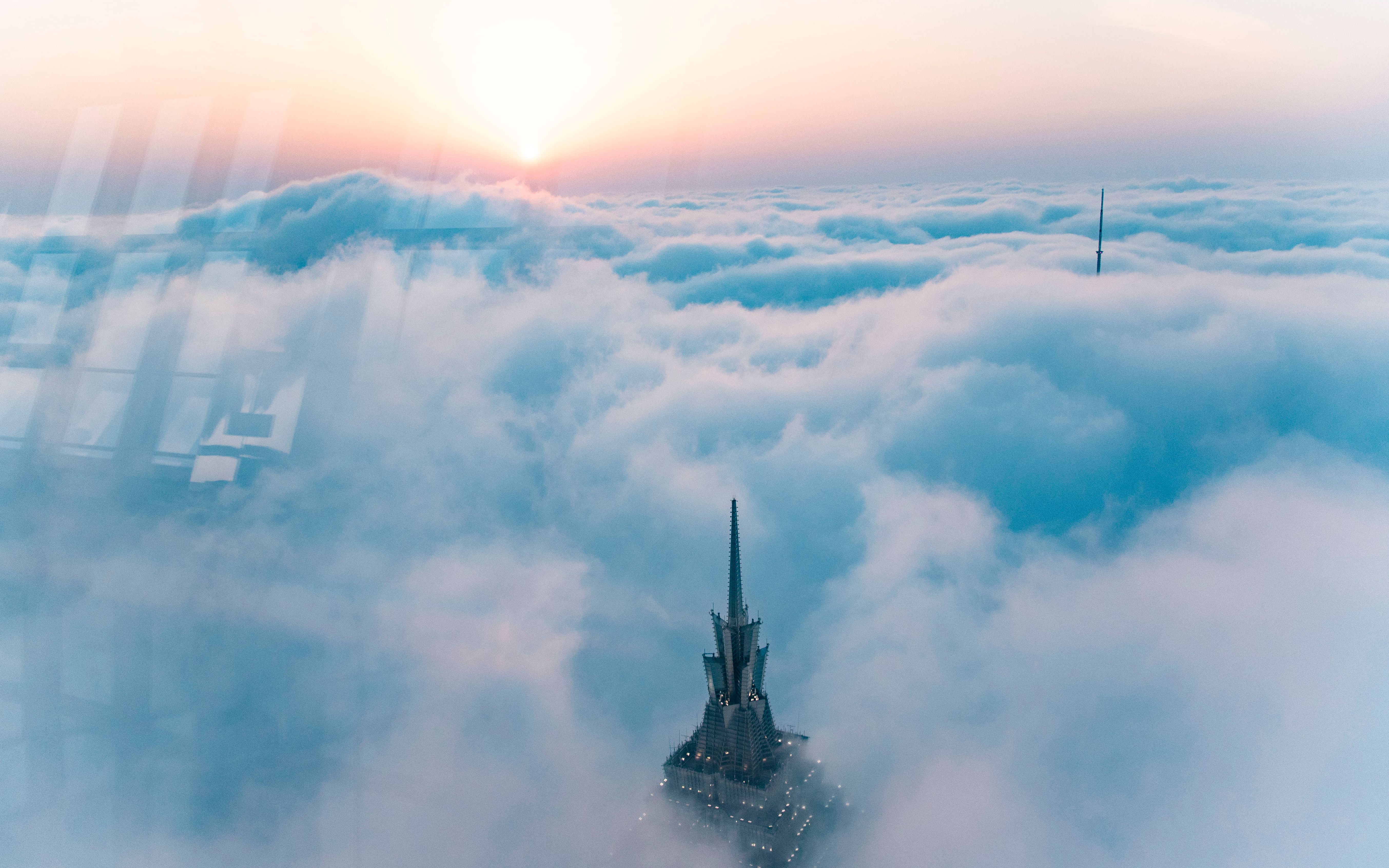 云上魔都-上海环球金融中心云海