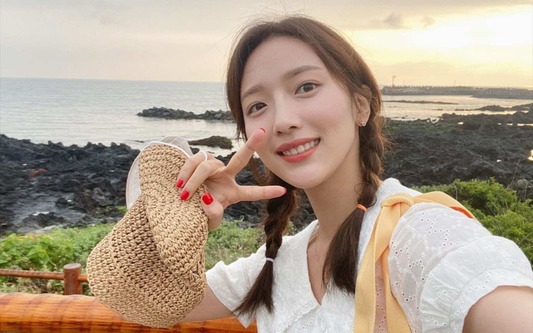 【表艺珍】蹦蹦跳跳鸟宝宝向你发来旅行明信片,是否查收?