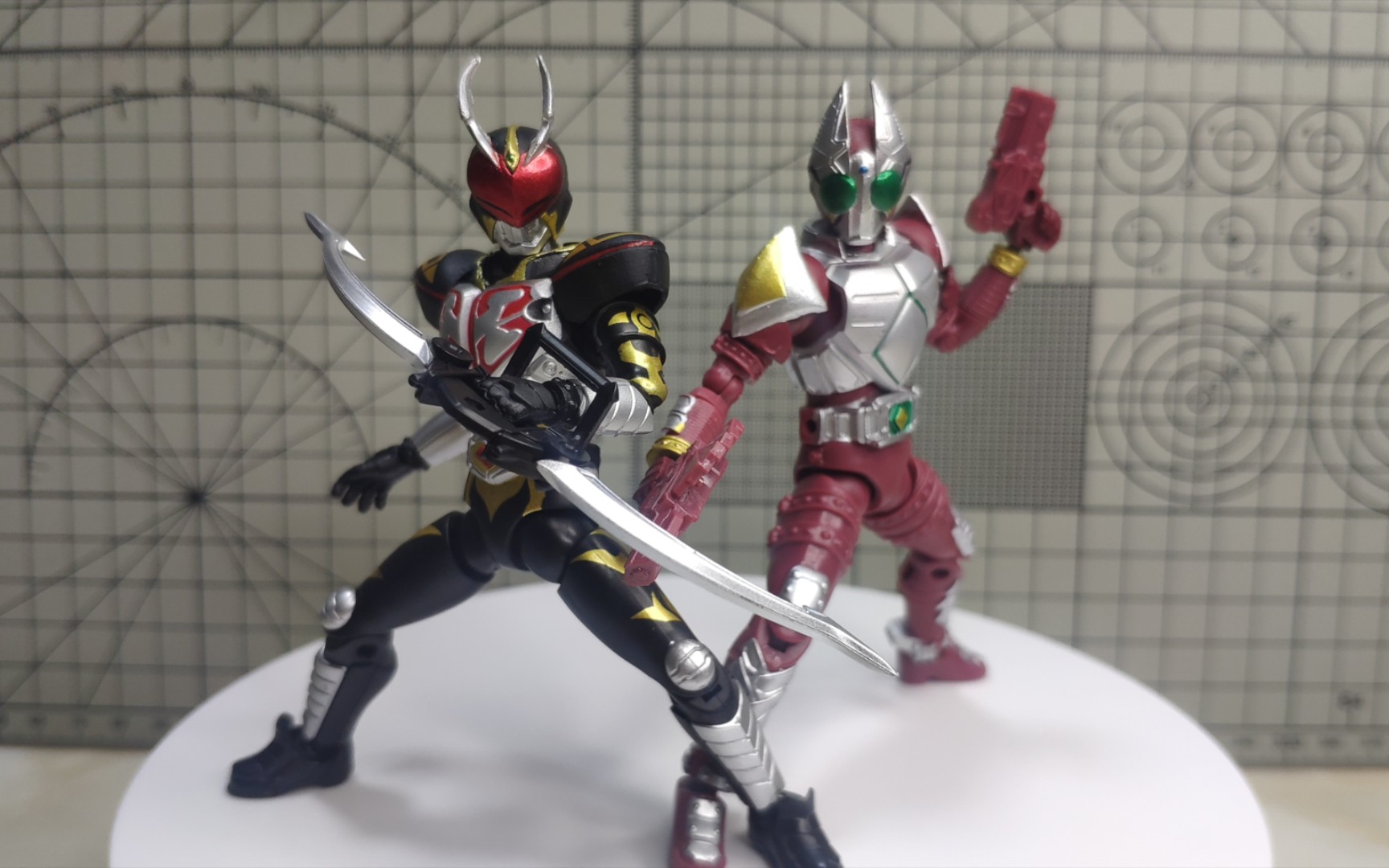 『开盒乱掰』掌动假面骑士o4 卡利斯&格连