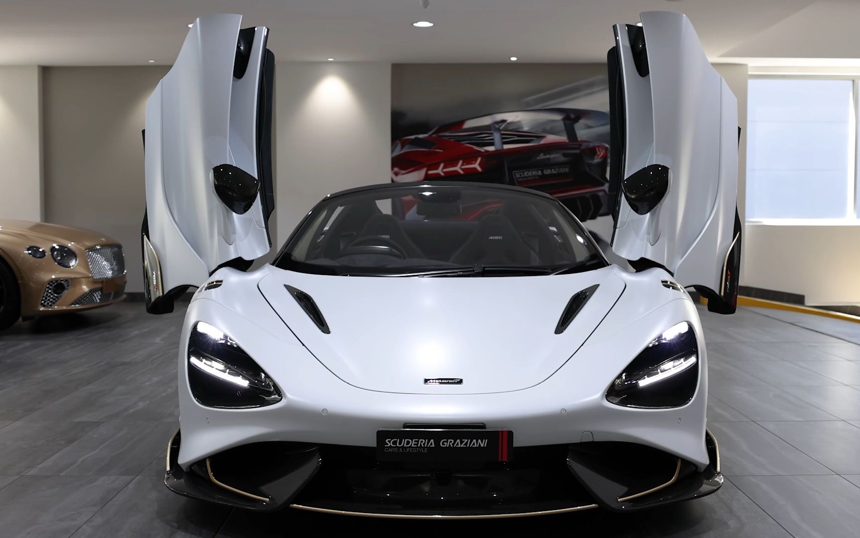 来自迈凯伦765lt的声浪