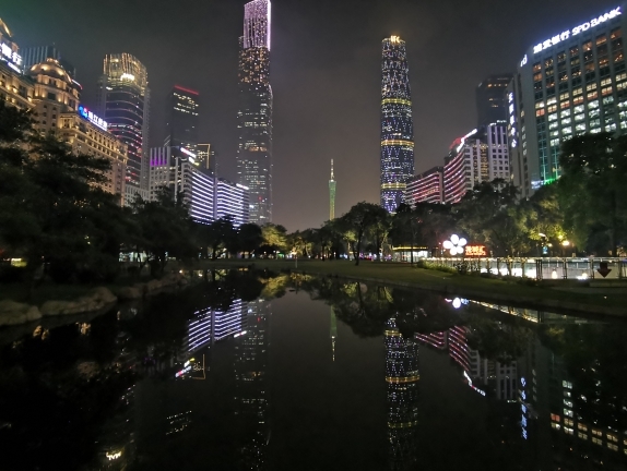 广州珠江新城花城汇