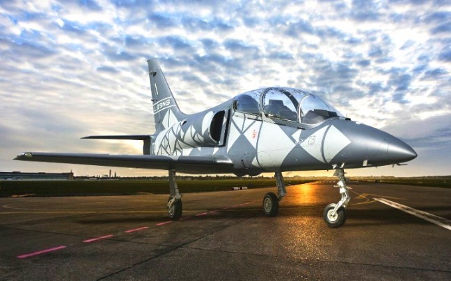 【捷克】l-39信天翁 教练机 飞行混剪