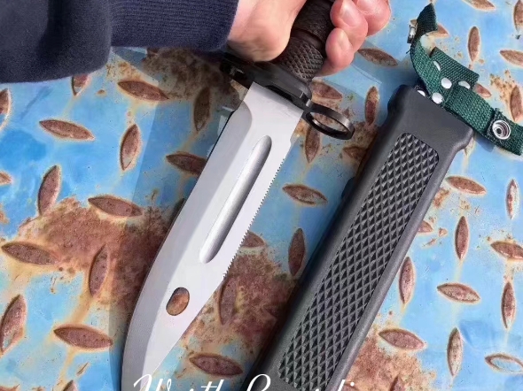 最好版本一体钢95军刺