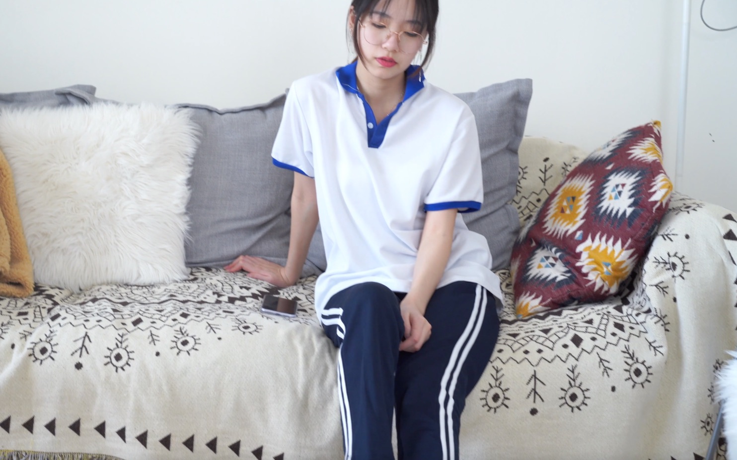 校服加高跟鞋好神奇呀
