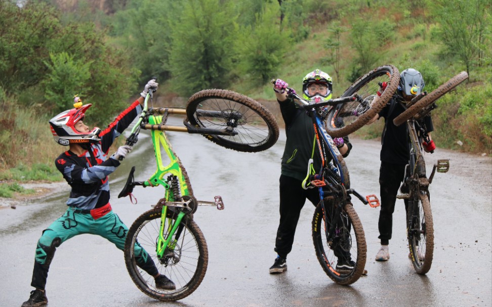 银天使m16速降感觉还是相当不错