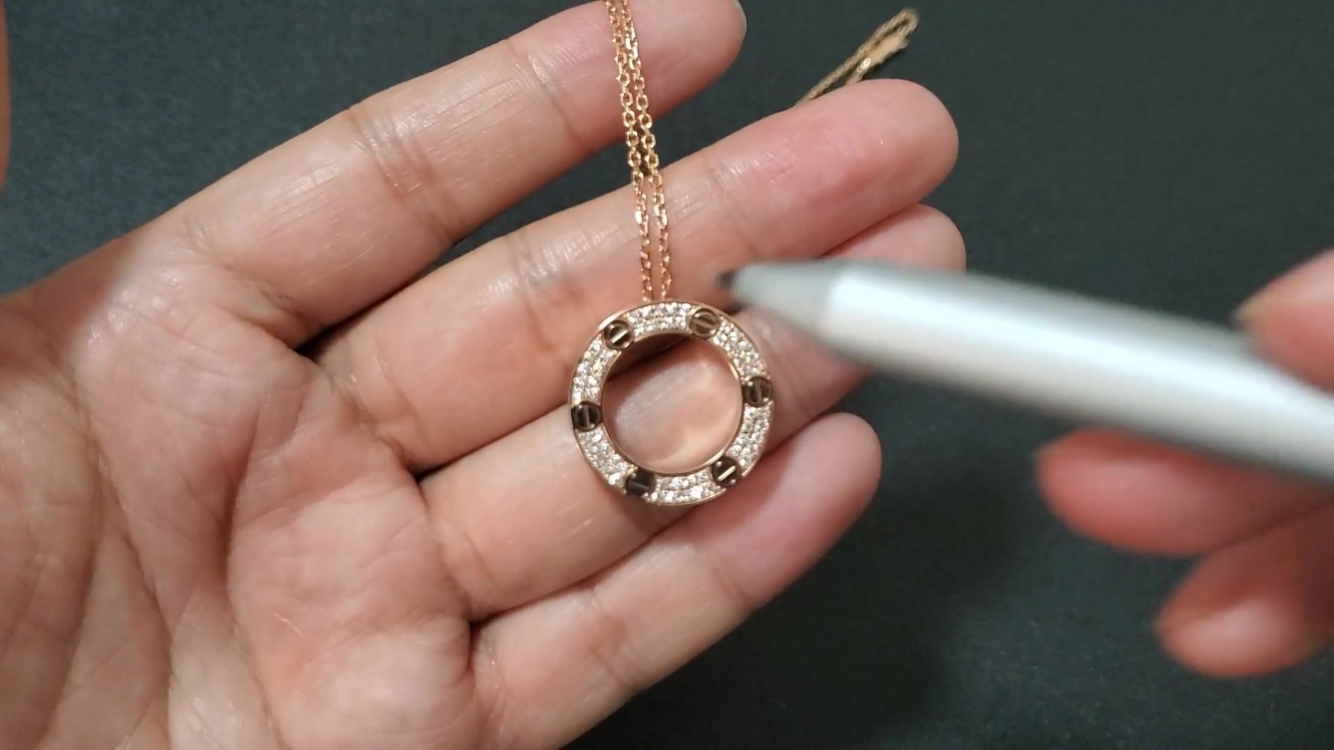 惟悦坊 卡地亚18k玫瑰金love系列满天星满钻大饼吊坠项链