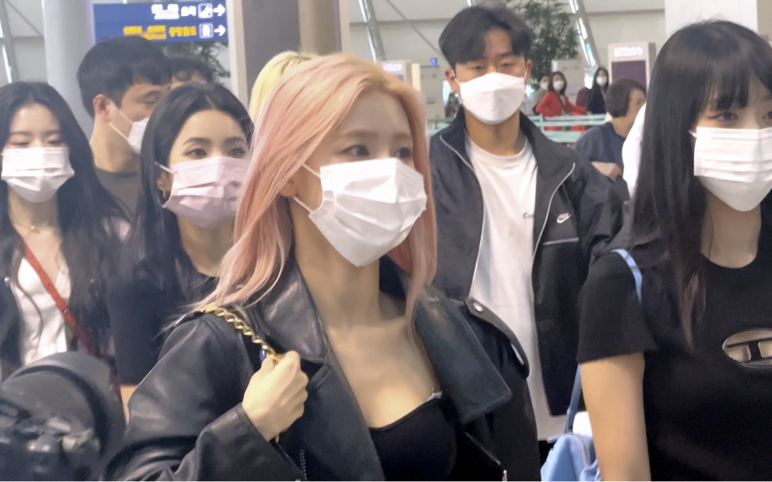 220915 gidle 仁川机场出国 主赵美延