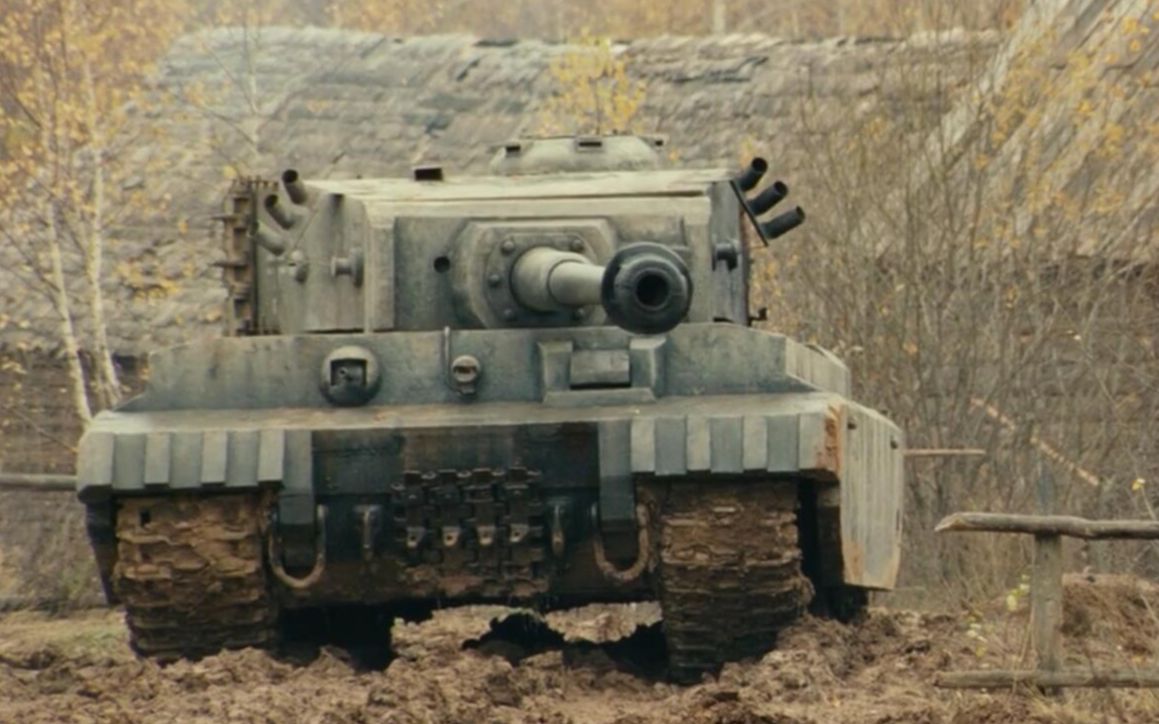 白色虎式坦克跟t-34一对一大战