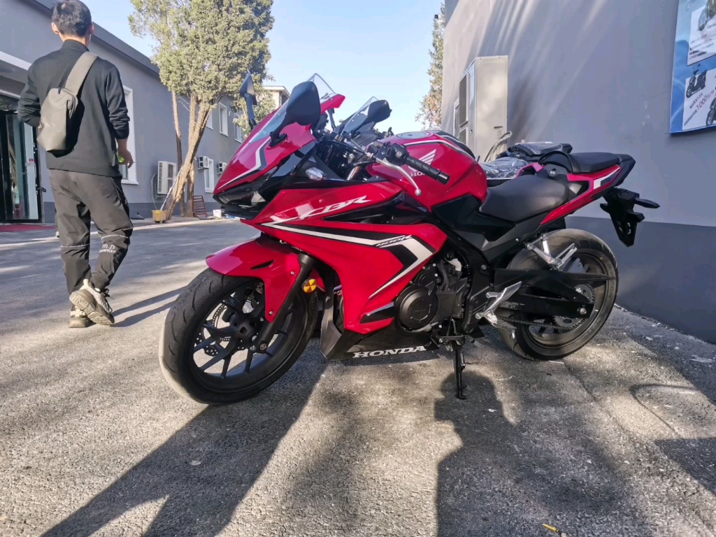 北京新款五羊本田cbr400r,又爱又恨