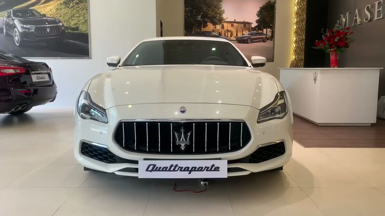 2020款玛莎拉蒂总裁到店鉴赏,打开后门那刻,才知道有多奢华