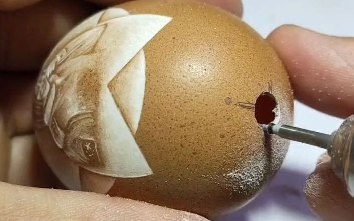 鸡蛋壳雕刻镂空