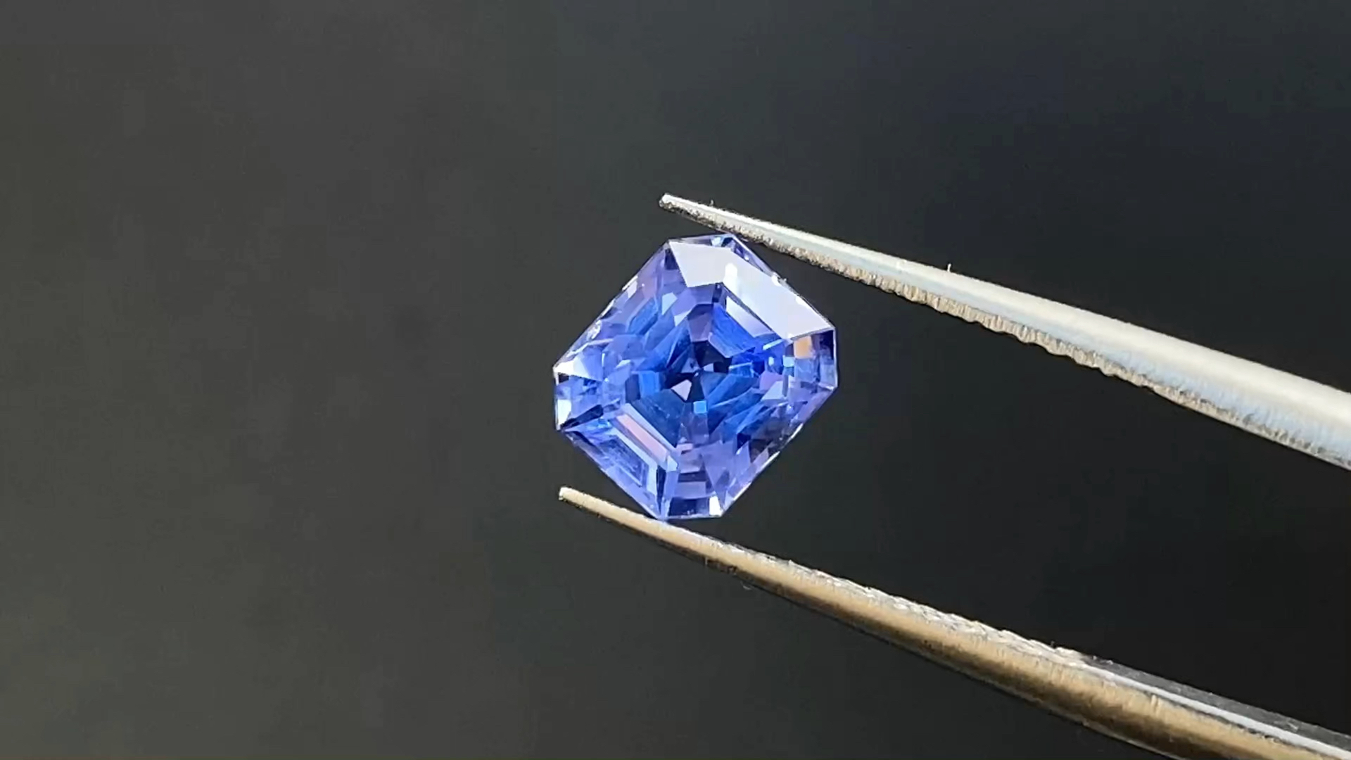 76ct八角形,一颗具有性价比的无烧蓝宝石,缅甸产地,颜色净度都很优秀